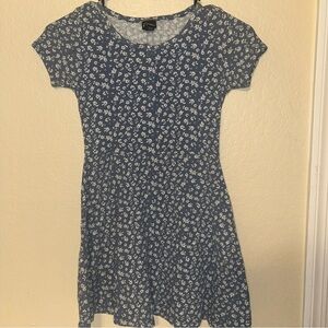 Art Class Girls Blue Floral Print Short Sleeve Dress Size Medium (7/8)